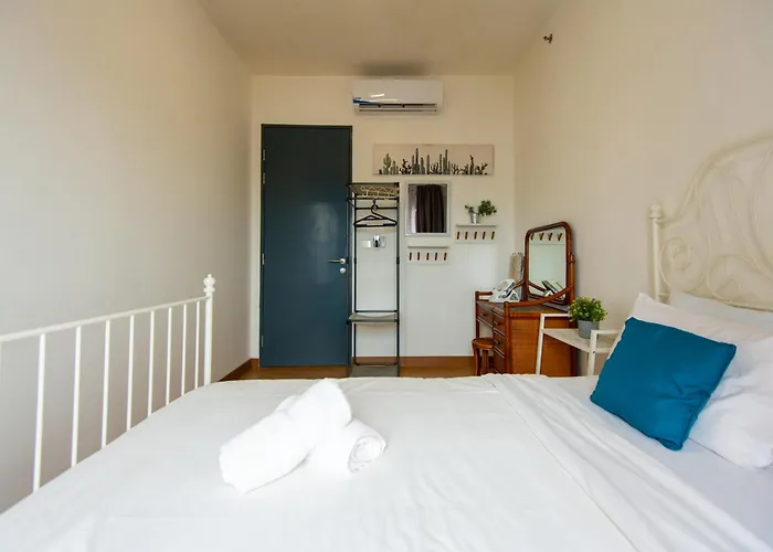 Casa Orient @ Macalister 218 ❈中路218东方之家 3Br 8Pax
