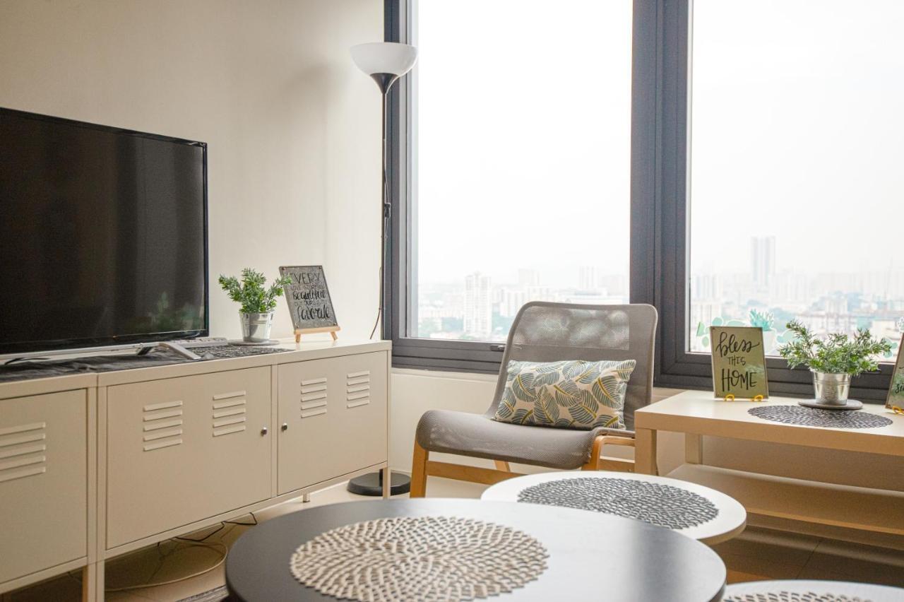Casa Orient @ Macalister 218 ❈中路218东方之家 3br 8pax Apartment *
